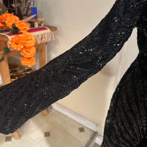NEW Black Sequin Long Sleeve Dress - Picture 4 of 9